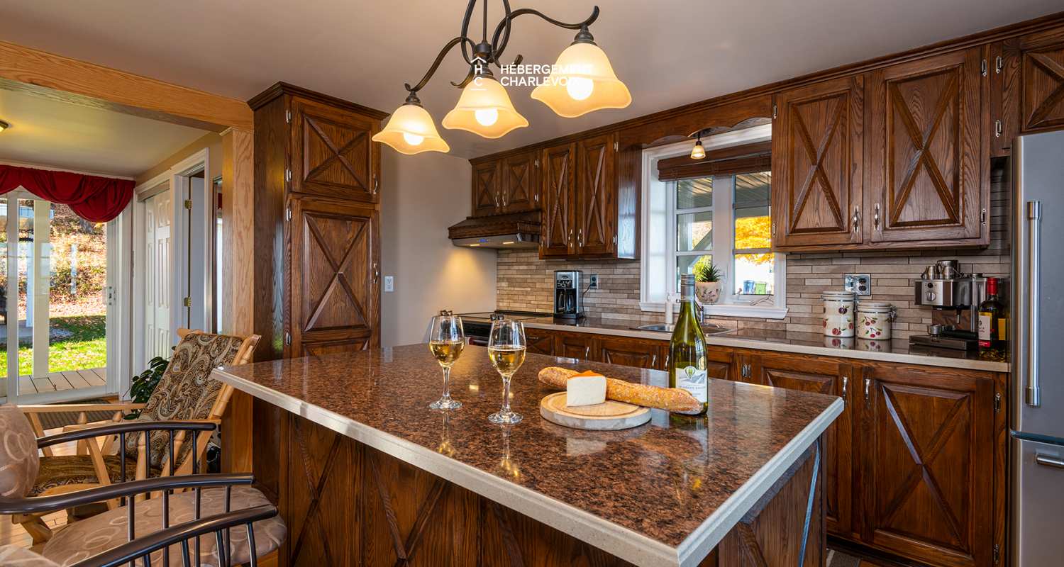 Le 1368 - Sublime St-Lawrence Riverside View